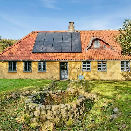 Апартаменты In With Wifi Обенро